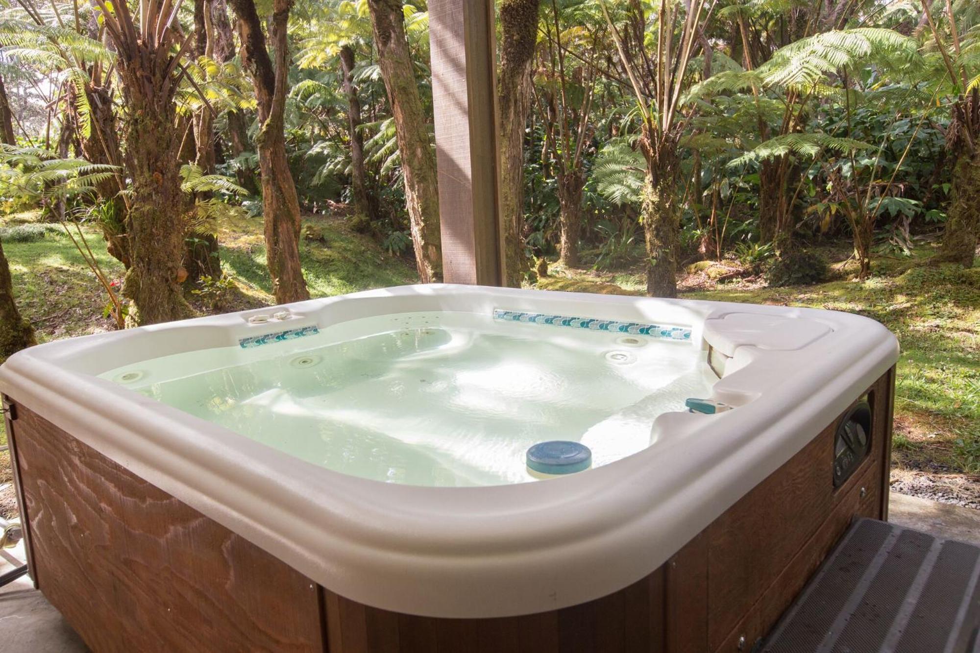 Hale Mauna Loa Upper Level With Shared Hot Tub Волкано Экстерьер фото