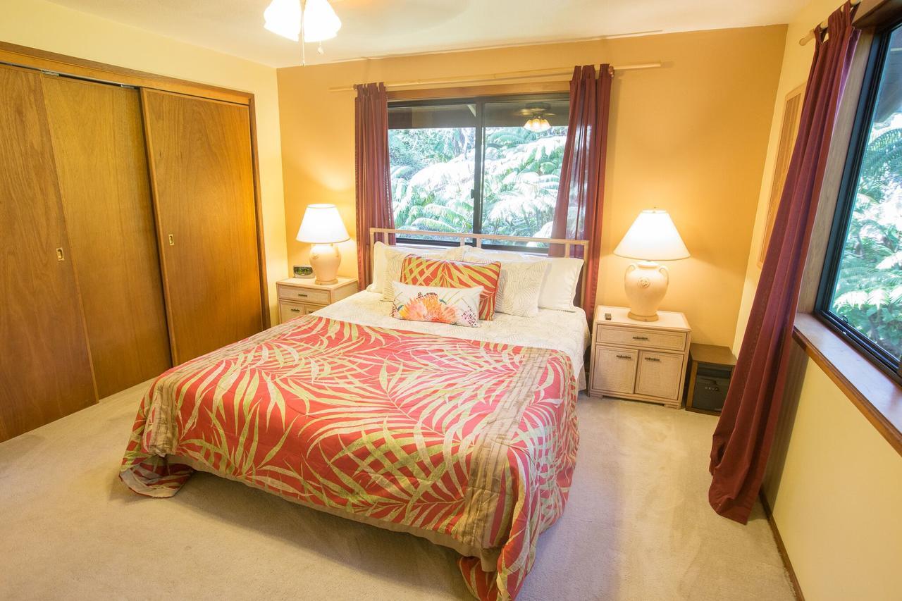 Hale Mauna Loa Upper Level With Shared Hot Tub Волкано Экстерьер фото